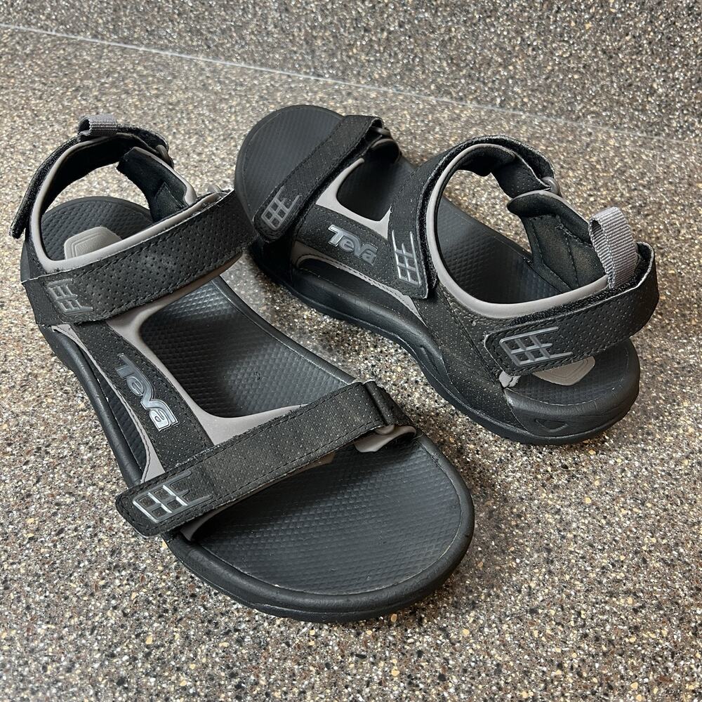 Teva Men's Size 9 Outdoor Summer Beach Sandals Arch Support Black Snap Synthetic